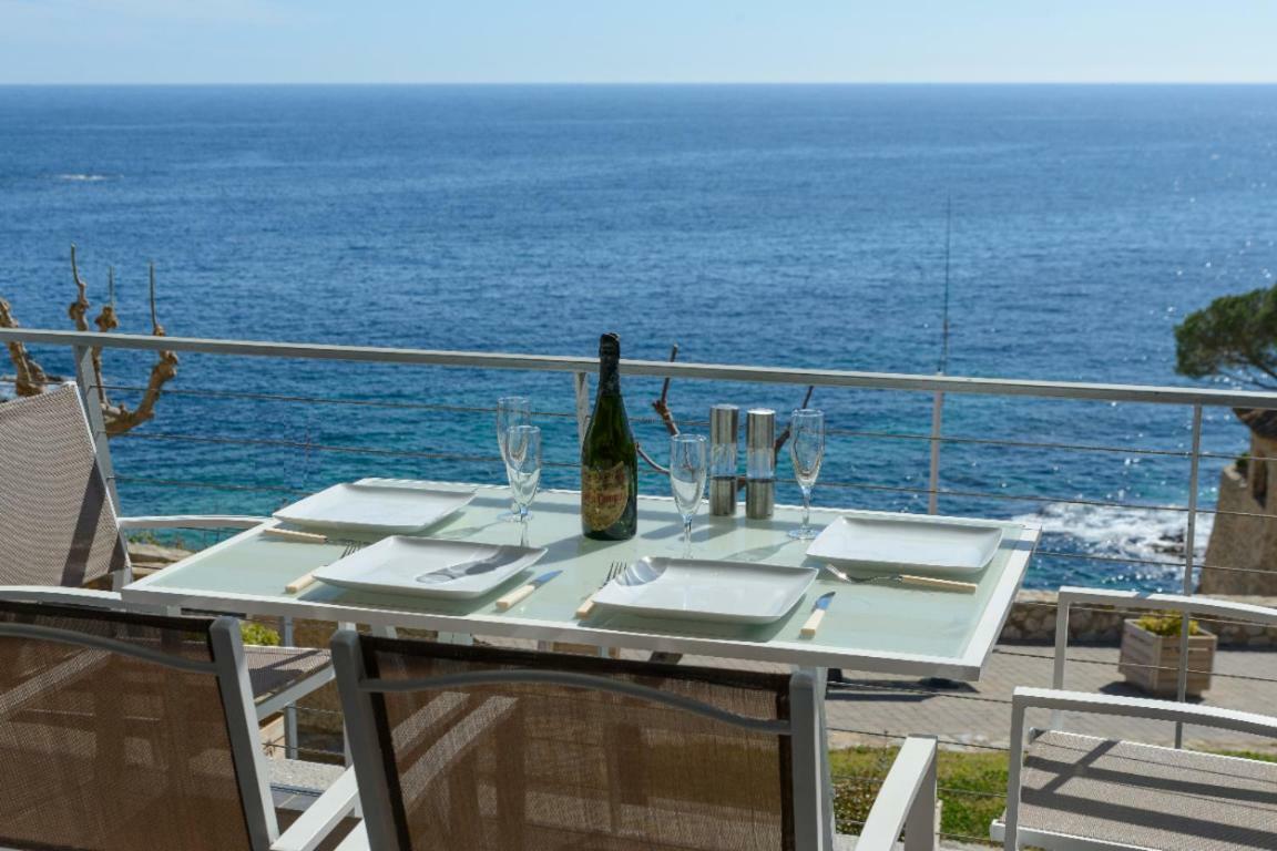 Apartamento Frente Al Mar En La Mejor Ubicacion De Calella Калелья-де-Палафружель Екстер'єр фото